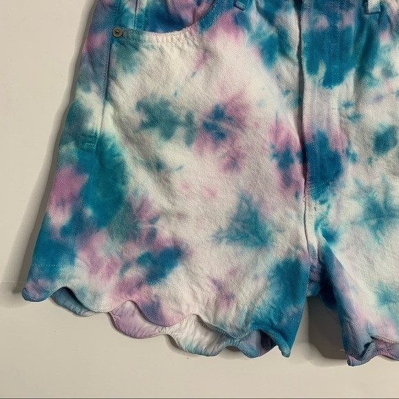 Citizens Of Humanity Custom Tie Dye Scalloped Hem High Rise Denim Shorts - Picture 5 of 14